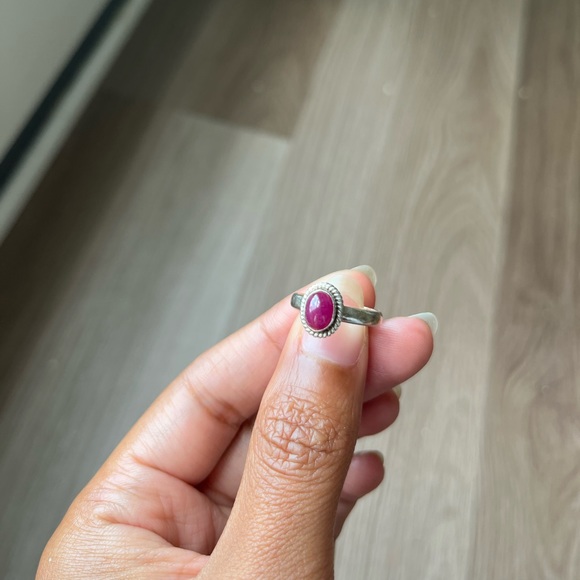 Natural ruby ring in sterling silver - Picture 3 of 5